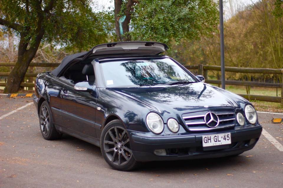 Mercedes Benz clk 320