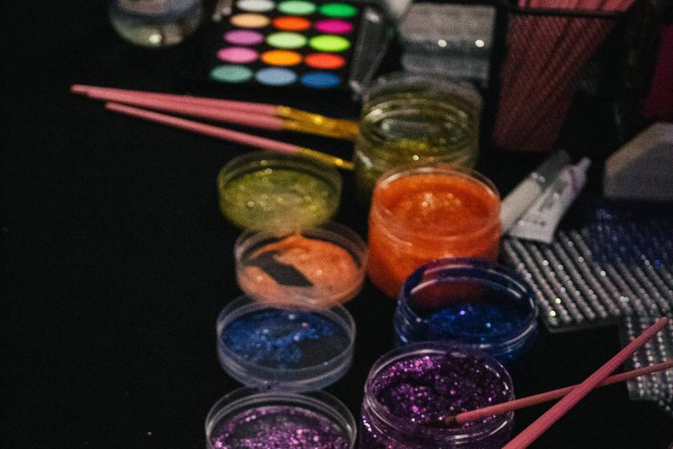 Glitter Bar