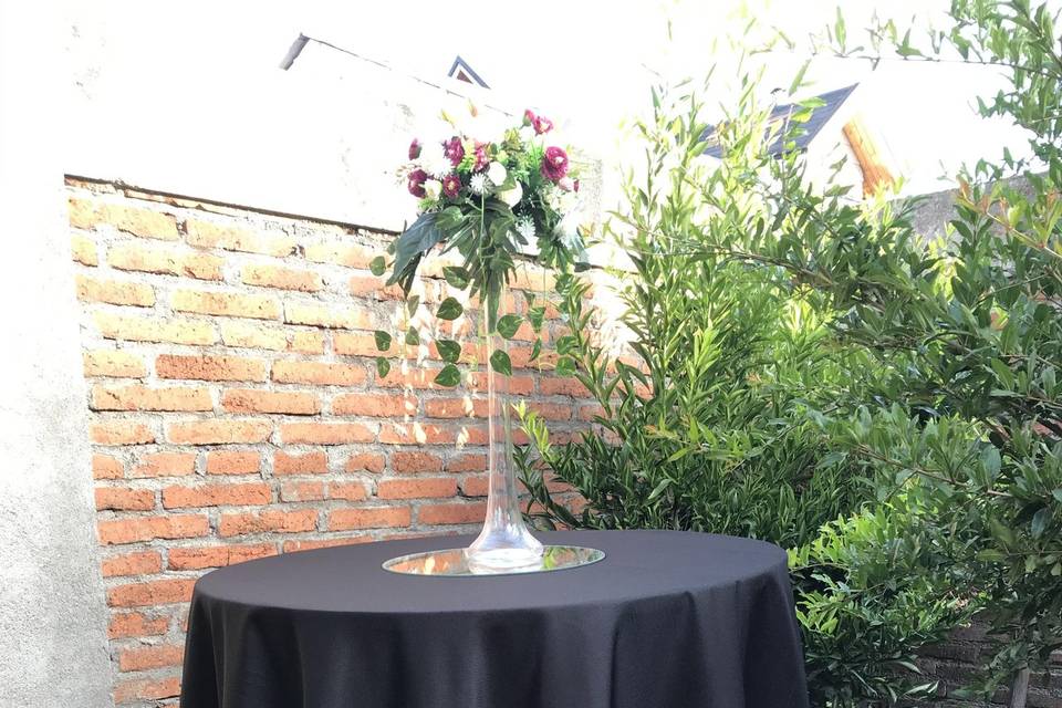 Elegant Chiavari