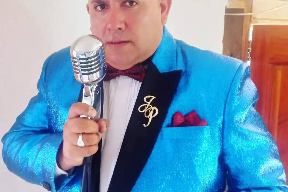 Juan Peña cantate y animador