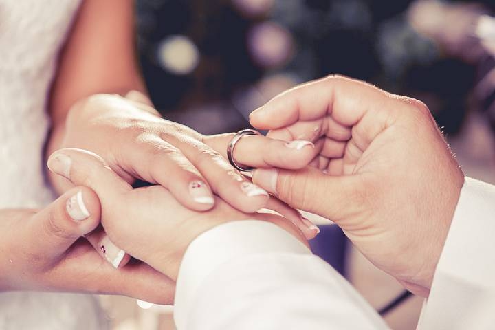 Postura de anillos