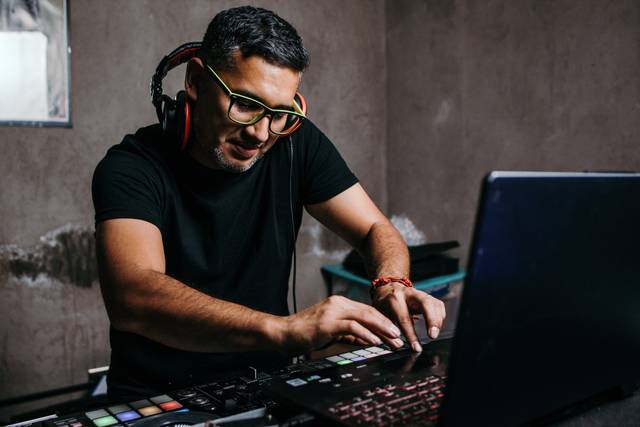 DJ Marco Andrade