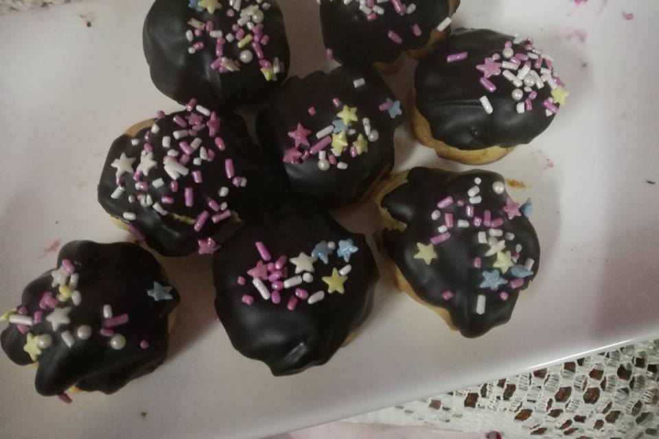 Mini profiteroles