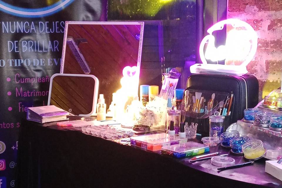 Stand con luces neon
