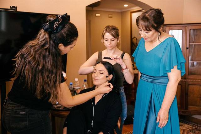 Estudio Glow Makeup