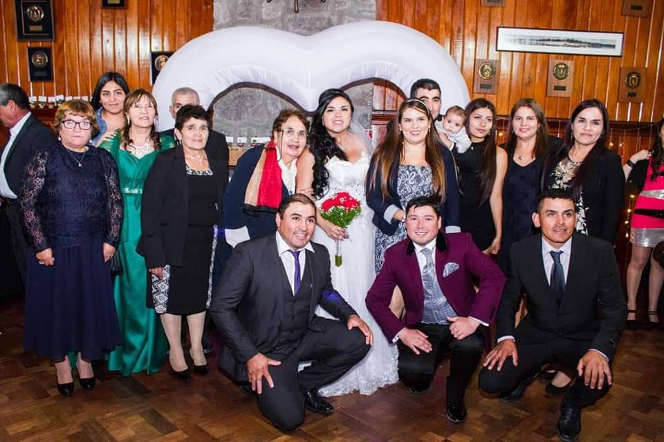 Invitados y novios