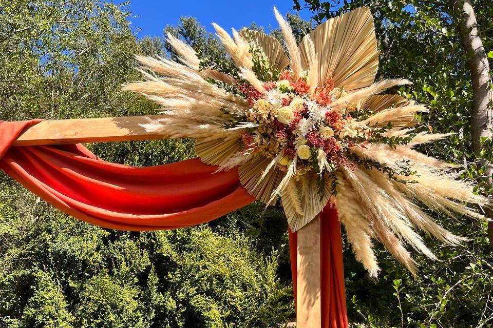 Arreglo floral arco