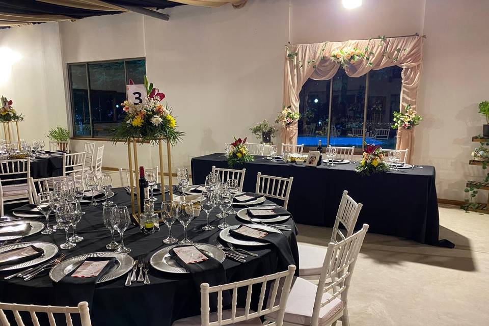 Mesas en nuestro salón