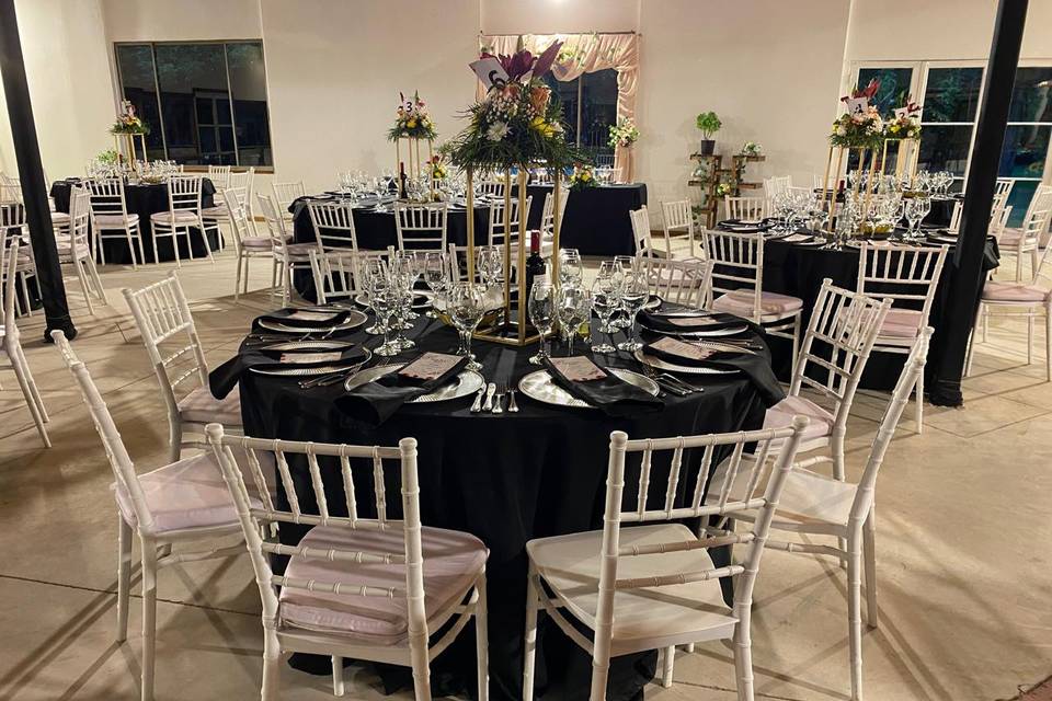 Mesas en nuestro salón