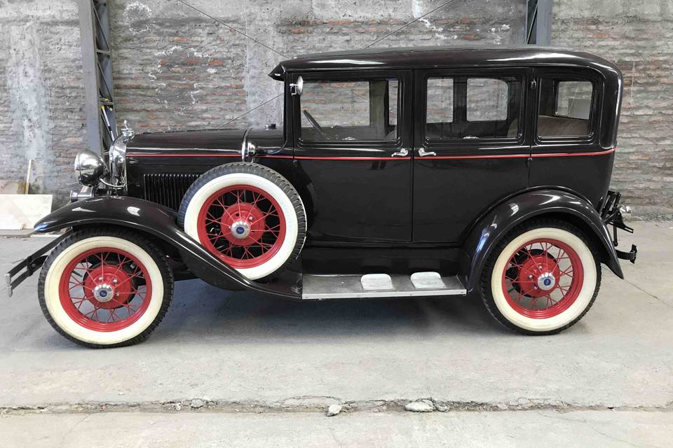 Ford A 1931 Sedan