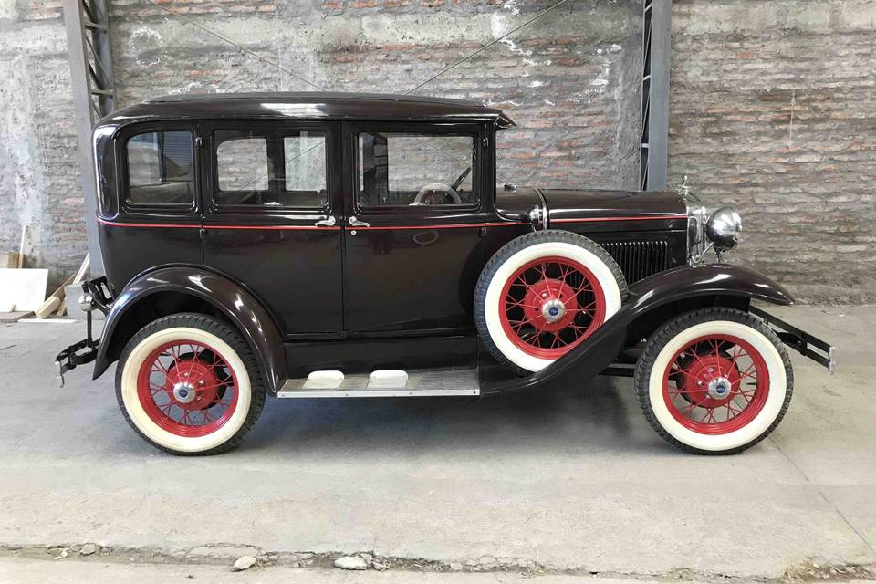 Ford A 1931 Sedan