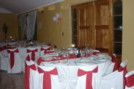 La Emiliana Banquetería