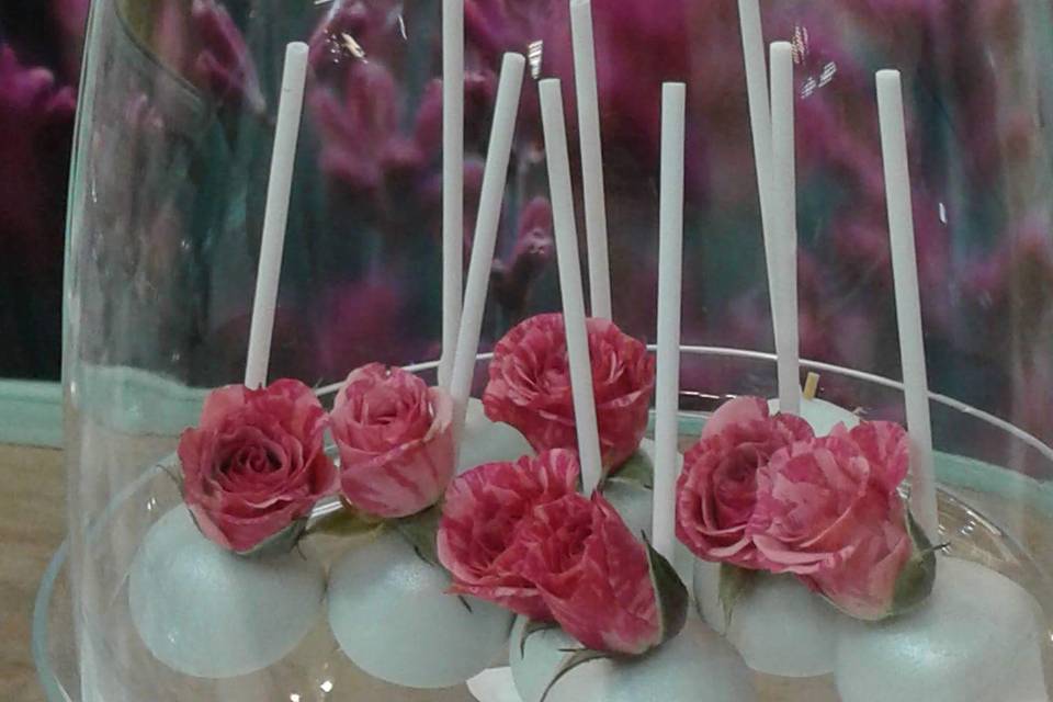Cake pops con flores