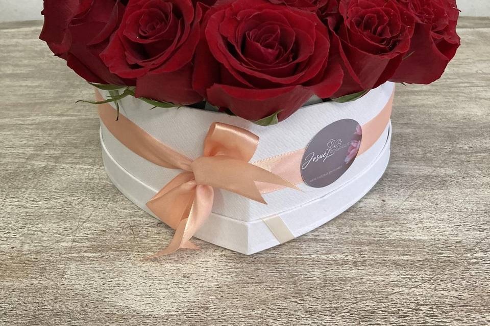 Caja corazón 20 rosas