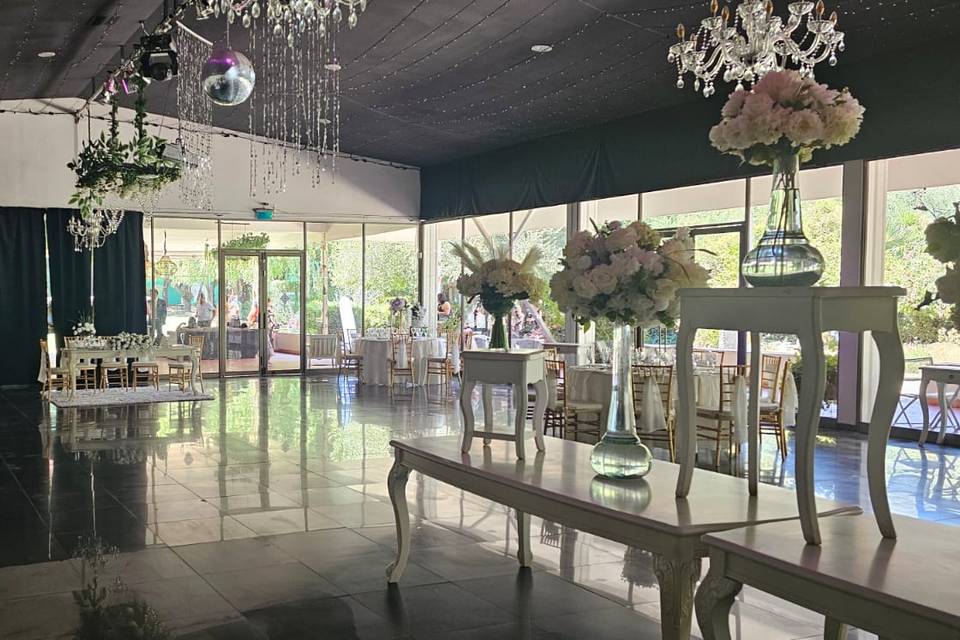 Salon