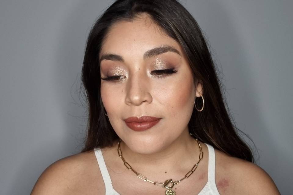 Novia full makeup