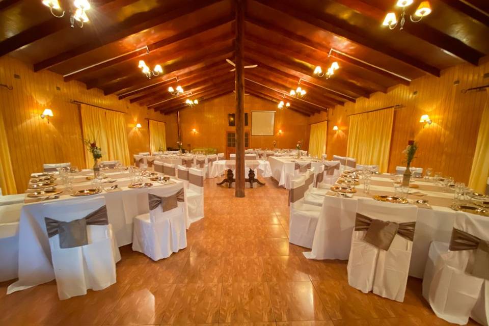 Centro de Eventos Piedra Azul