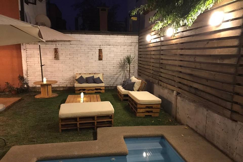 Lounge pallets