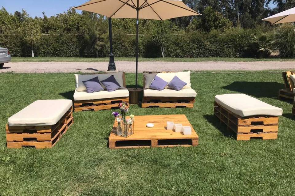 Lounge pallets