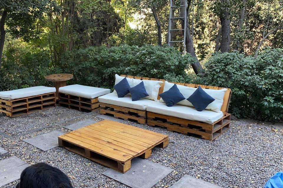 Lounge pallets