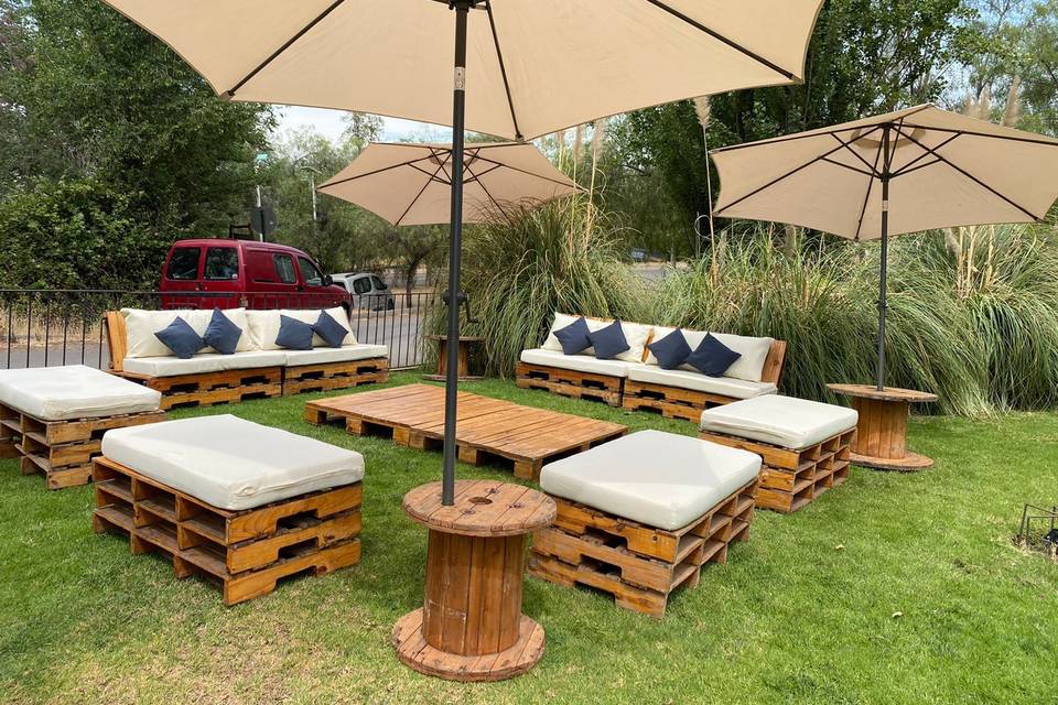 Lounge pallets