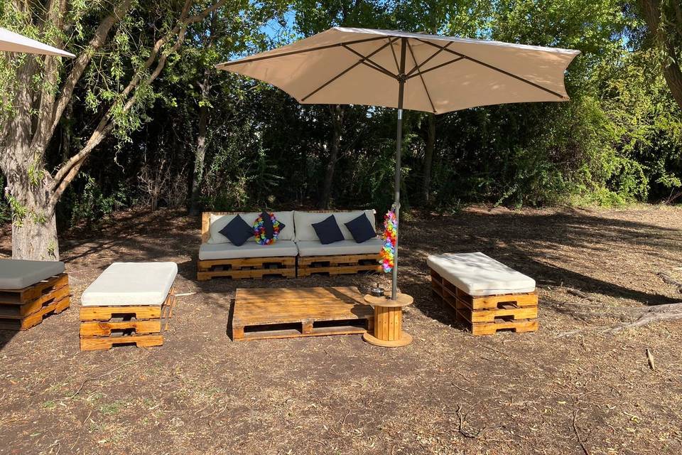 Lounge pallets