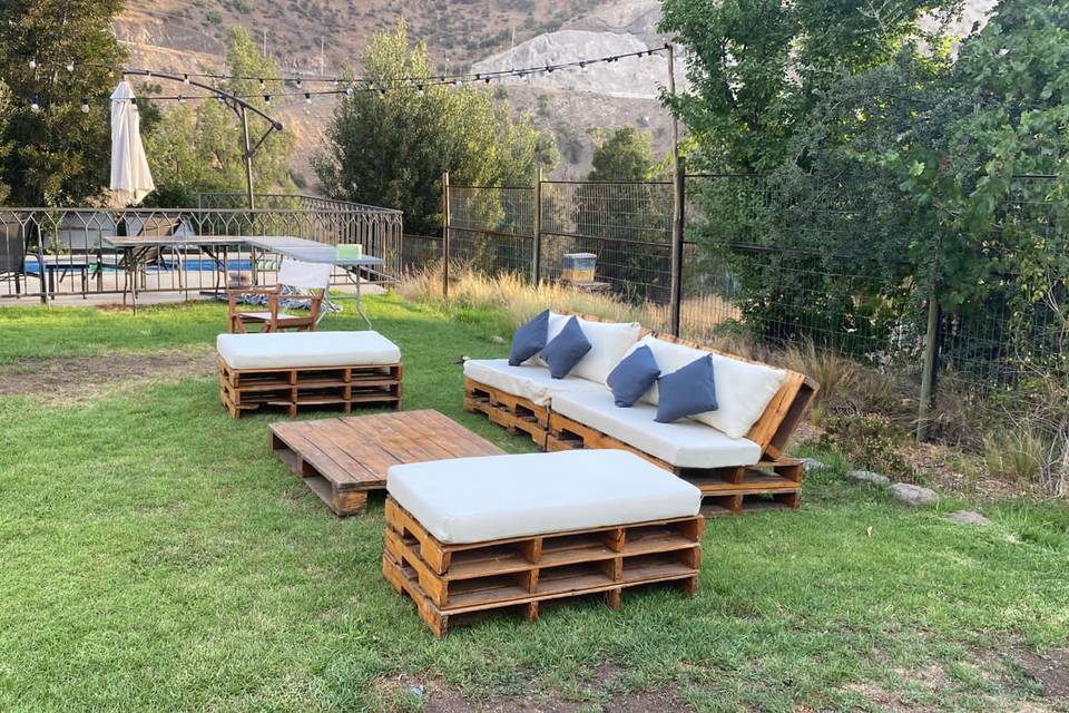 Lounge pallets