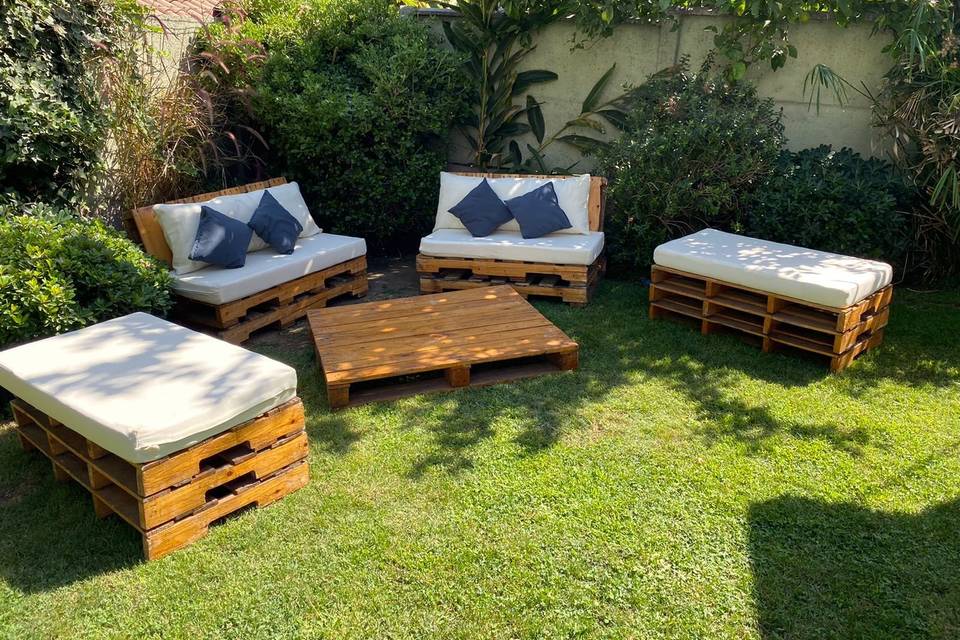 Lounge pallets