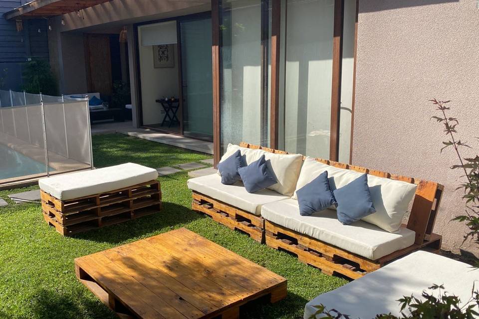 Lounge pallets