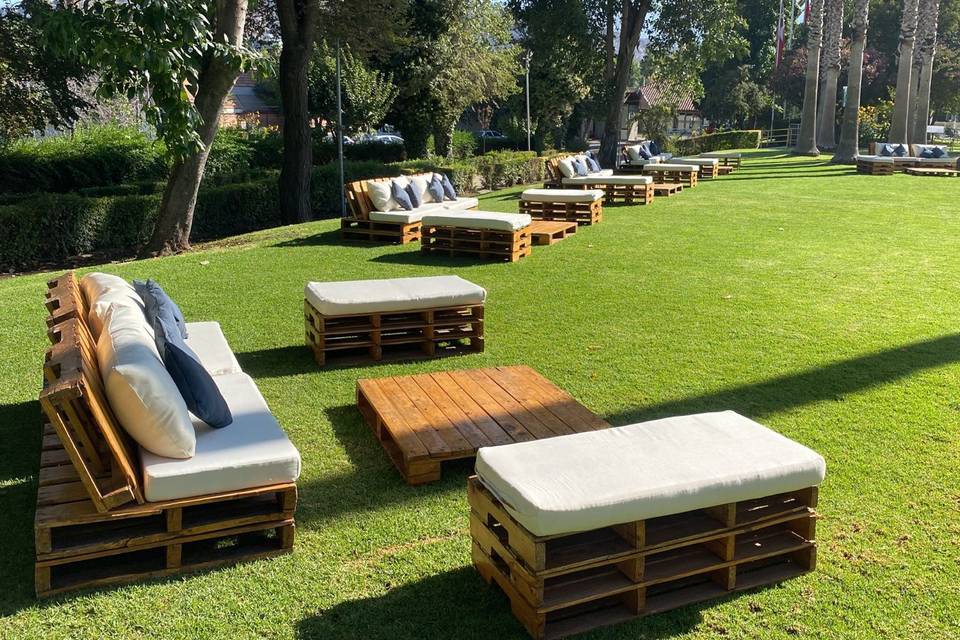 Lounge pallets