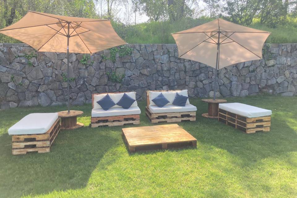 Lounge pallets