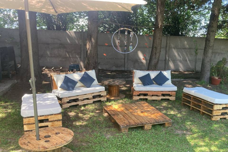 Lounge pallets