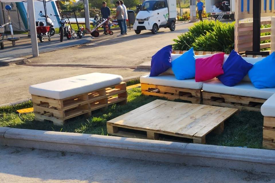 Lounge pallets