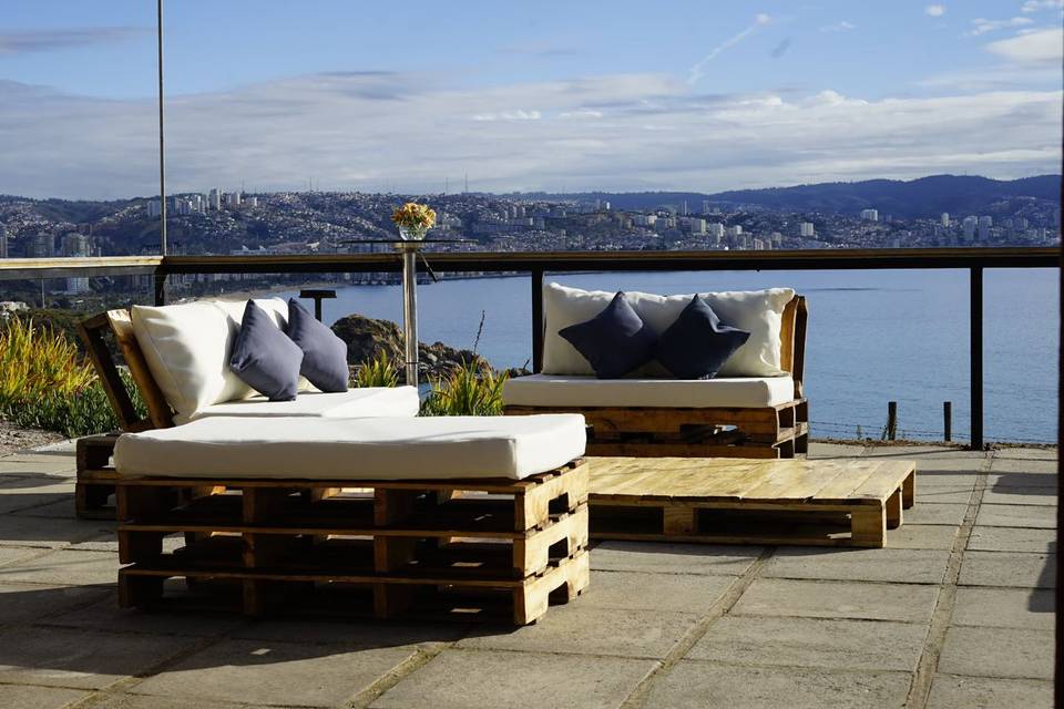 Lounge pallets