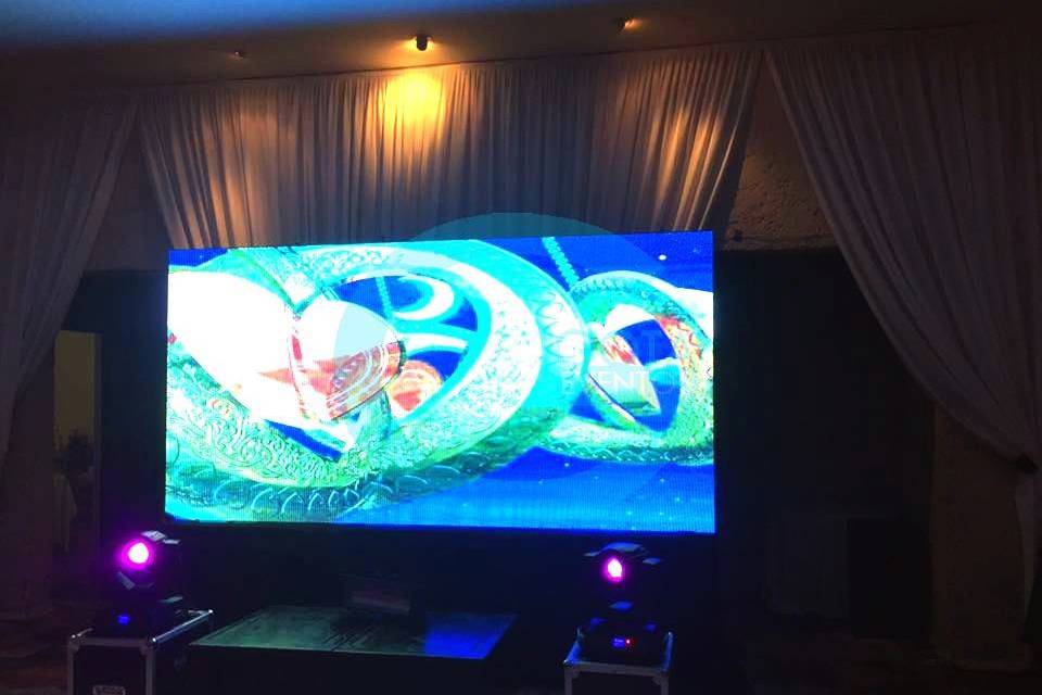 Pantalla led visuales novios