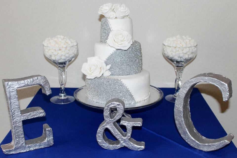 Tarta boda en plata