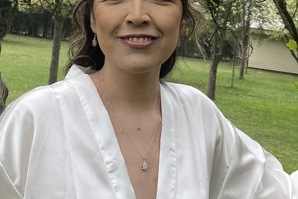 Maquillaje y peinado