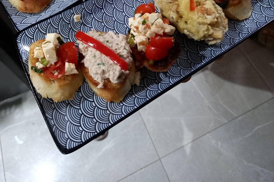 Crostinis