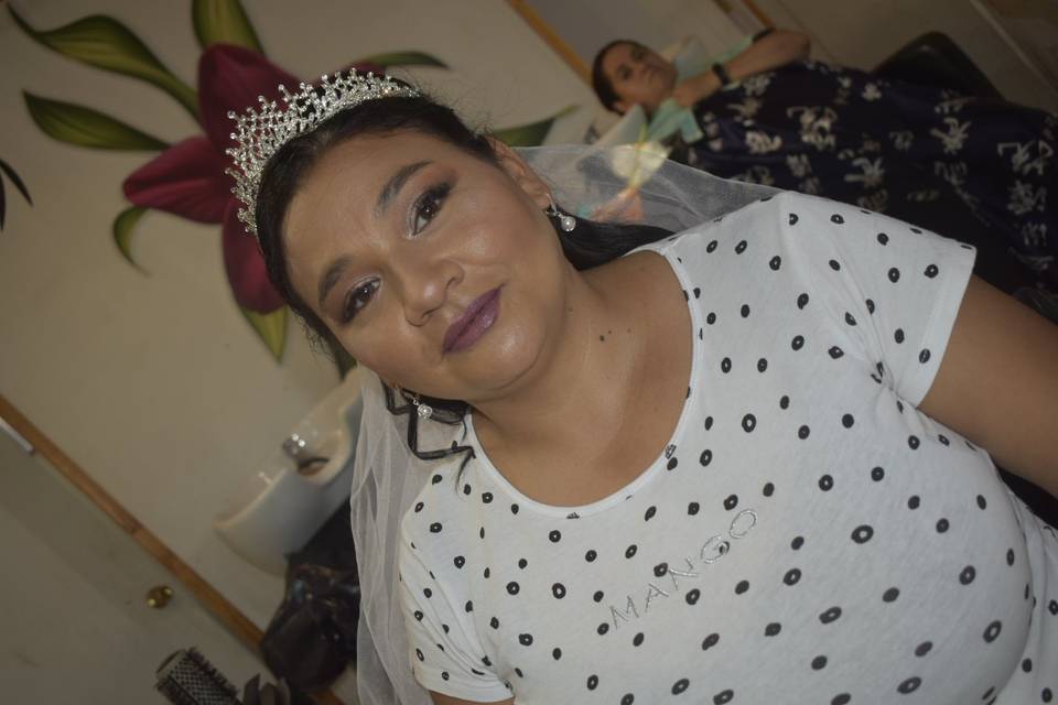 Peinado y maquillaje novia