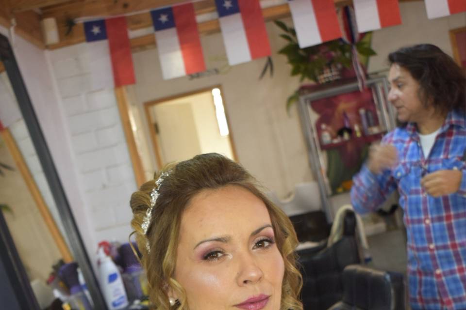 Peinado y maquillaje de novia