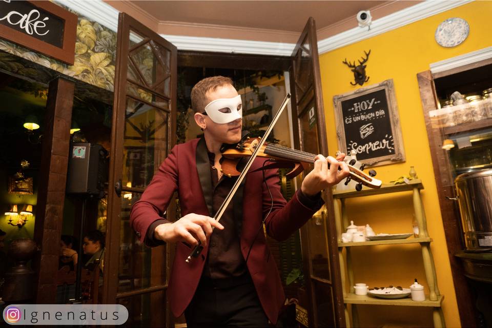 Igne Natus - Violinista