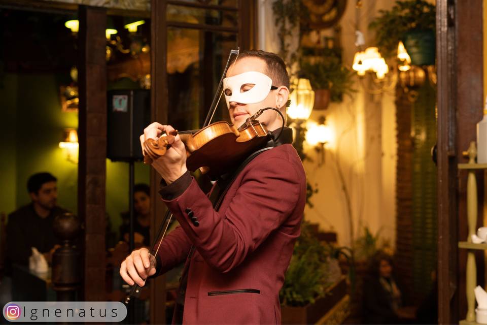 Igne Natus - Violinista