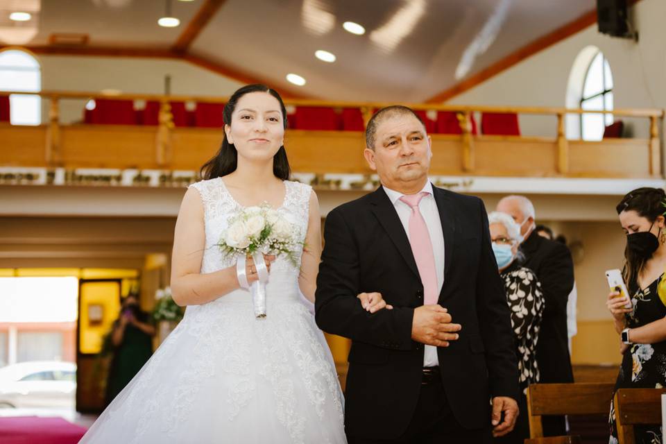 Entrada de la novia y su padre