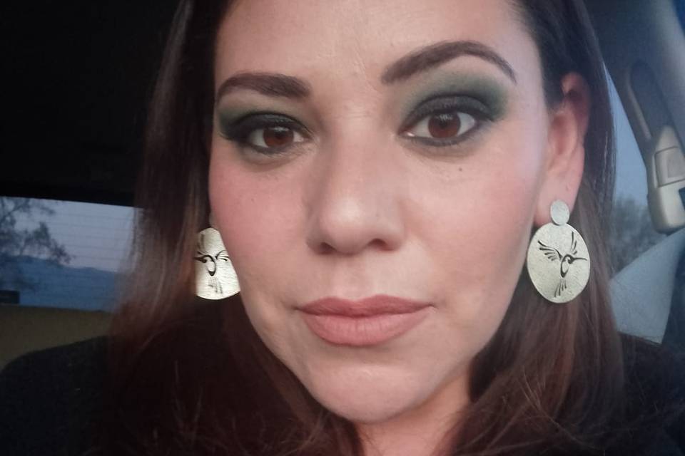 Katherine Núñez Maquillaje Profesional - Consulta disponibilidad y precios