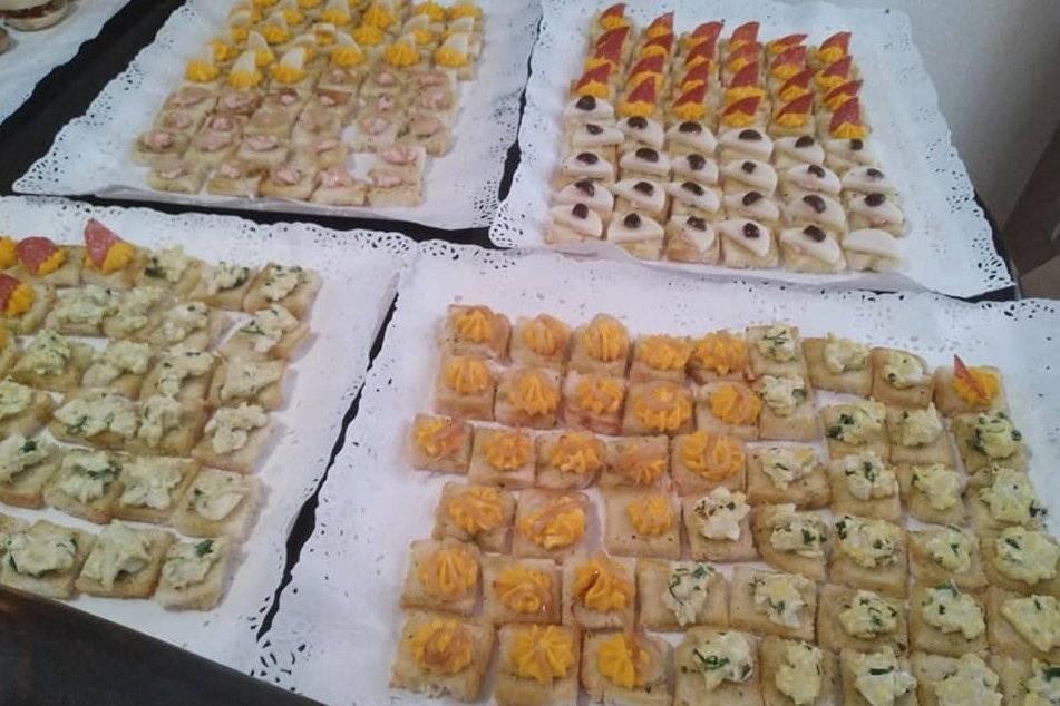 Variedad de canapés