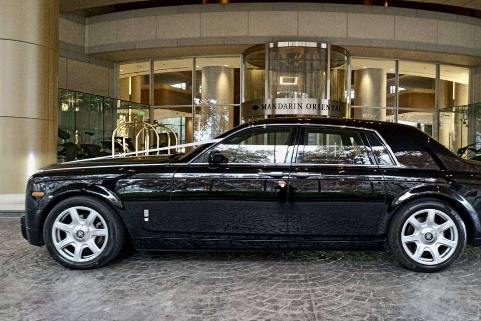 Cat R  Rolls Royce Phantom