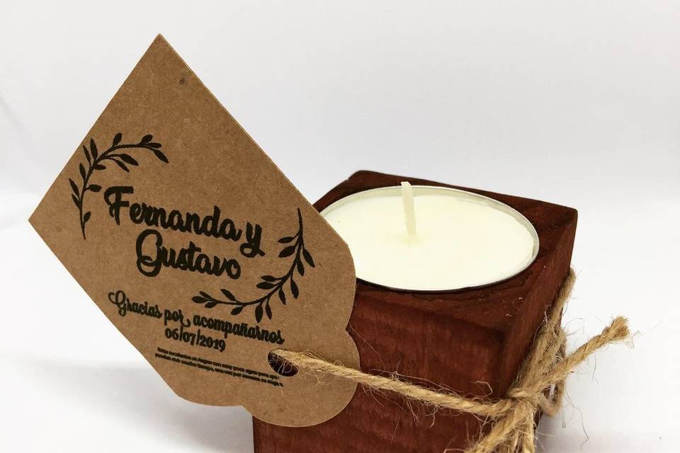 Cubo de Madera con Vela