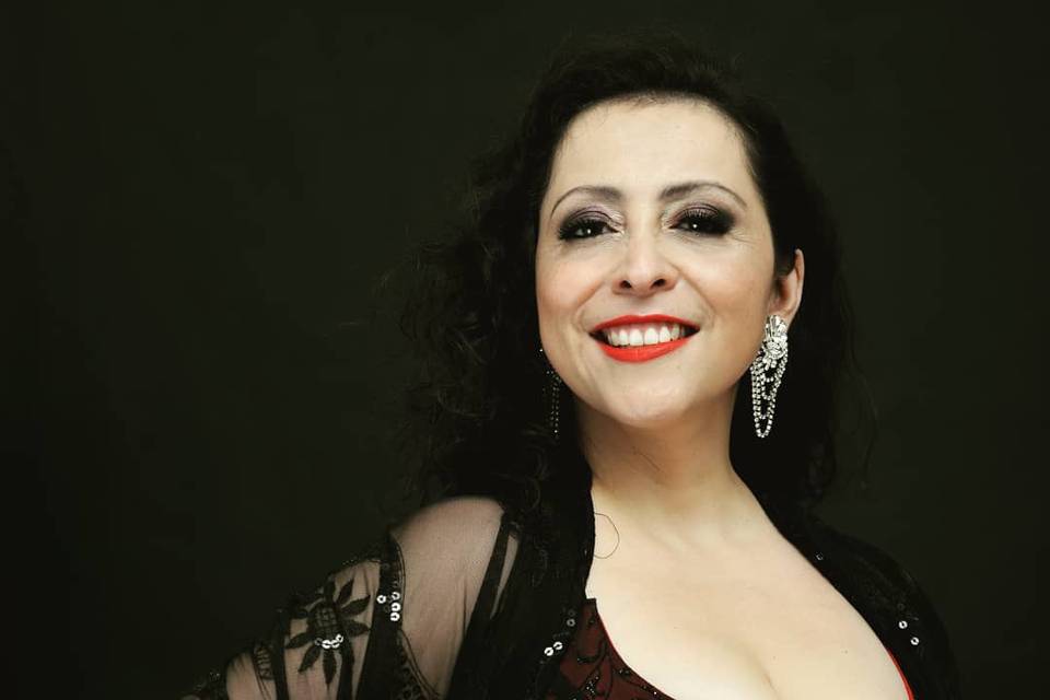 Cantante Lírica Claudia Yáñez