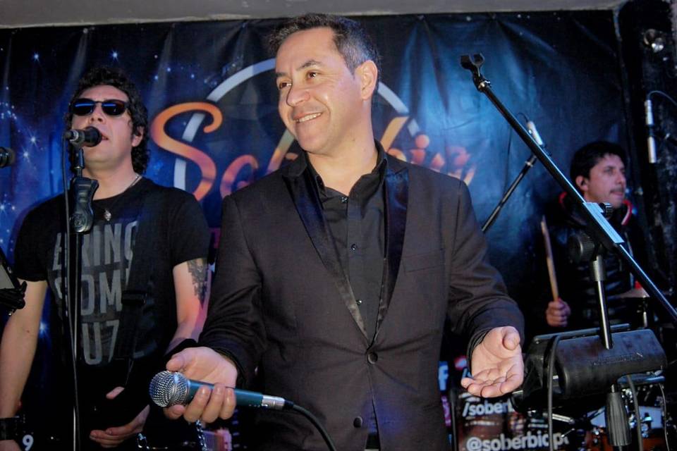 Animador, Cantante, Tributo SB