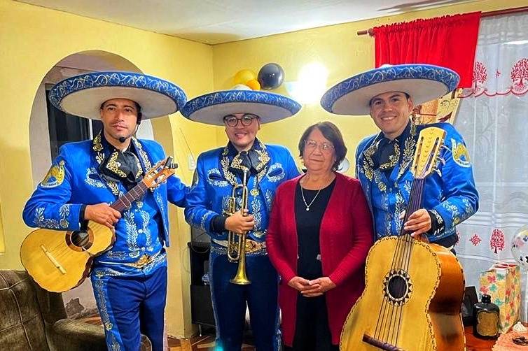 Mariachis Los Mero Machos